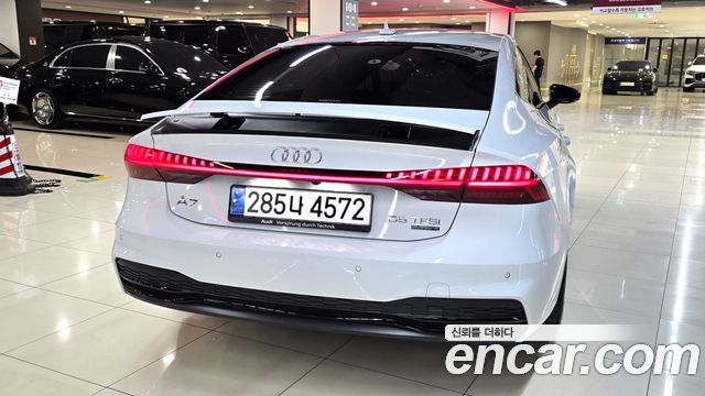Audi A7 — interior