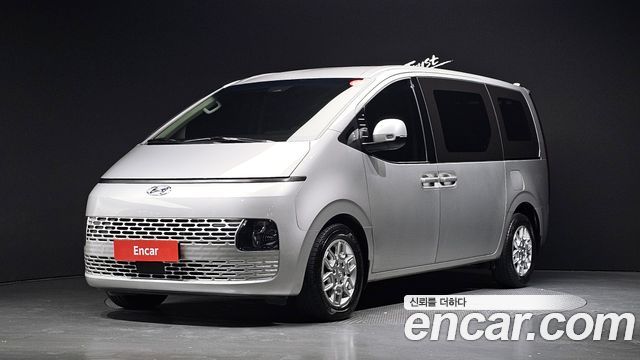 Hyundai Staria — exterior