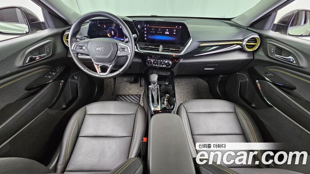 Chevrolet Korea Trax — interior