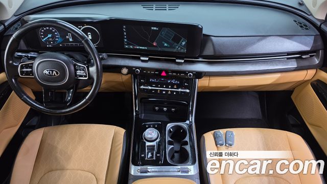 Kia Carnival — interior