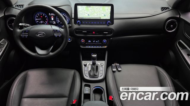 Hyundai Kona — interior