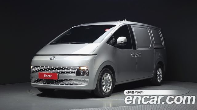 Hyundai Staria — exterior
