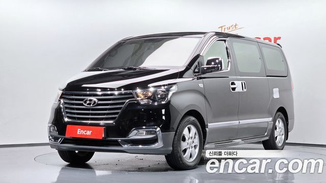 Hyundai Starex