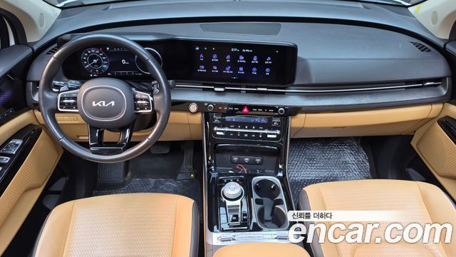 Kia Carnival — interior
