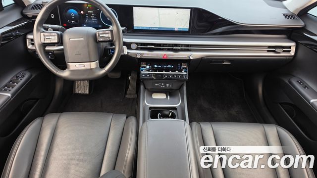 Hyundai Grandeur — interior