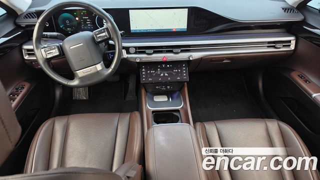 Hyundai Grandeur — interior