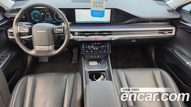 Hyundai Grandeur — interior