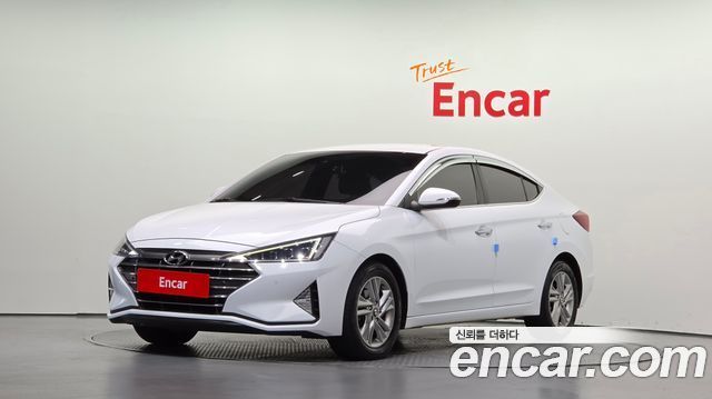 Hyundai Avante — exterior