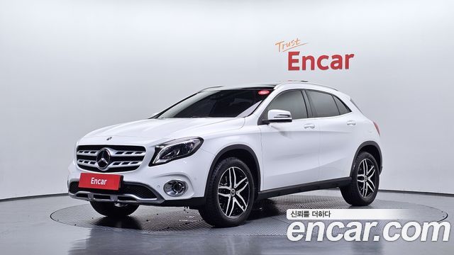Mercedes-Benz GLA-Class — exterior