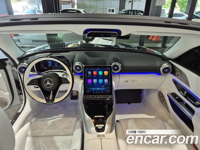 Mercedes-Benz SL-Class — interior