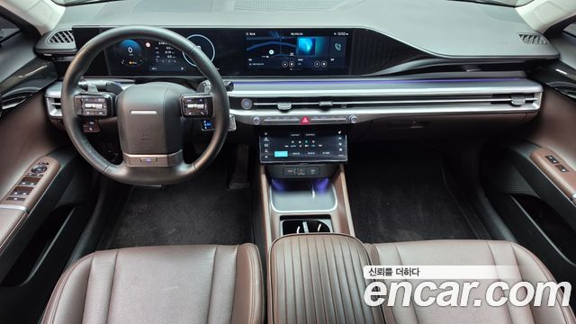 Hyundai Grandeur — interior