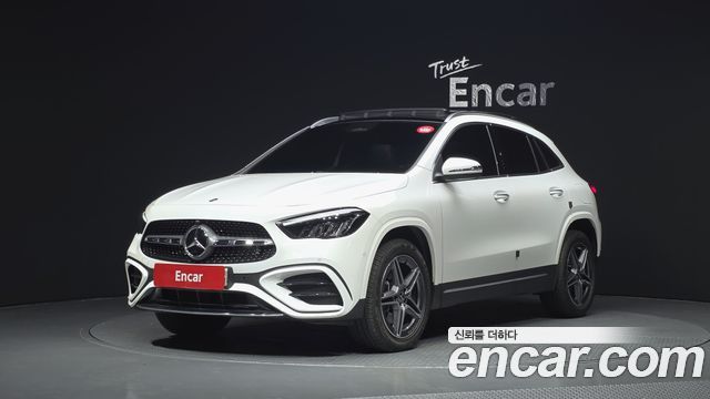 Mercedes-Benz GLA-Class — exterior