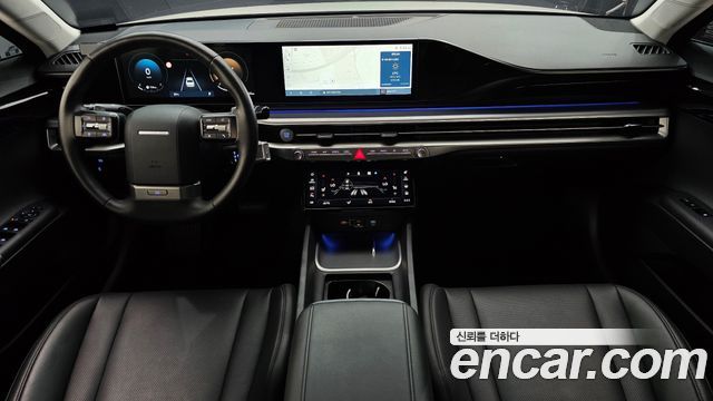 Hyundai Grandeur — interior