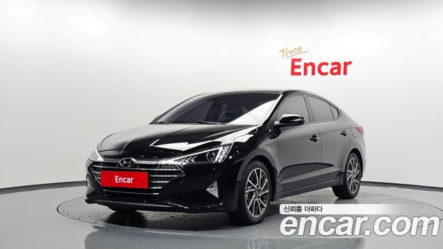 Hyundai Avante — exterior