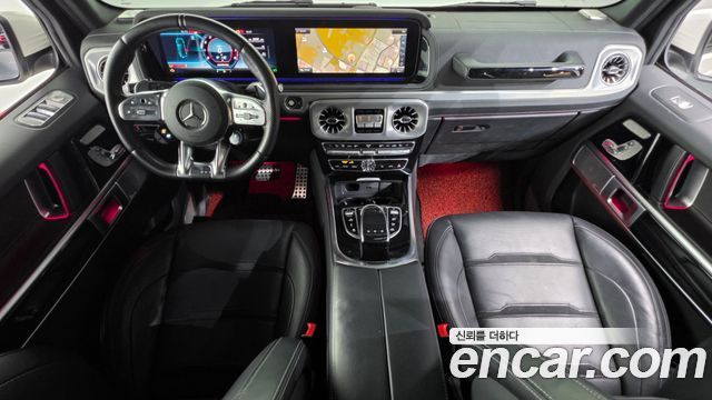 Mercedes-Benz G-Class — interior