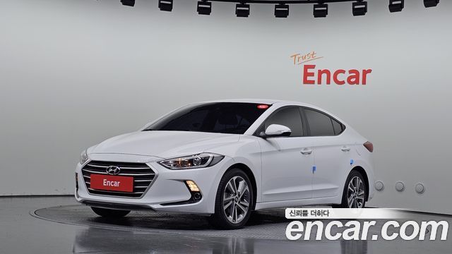 Hyundai Avante — exterior