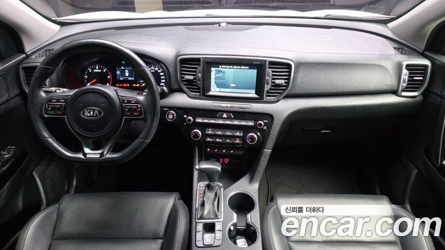 Kia Sportage — interior