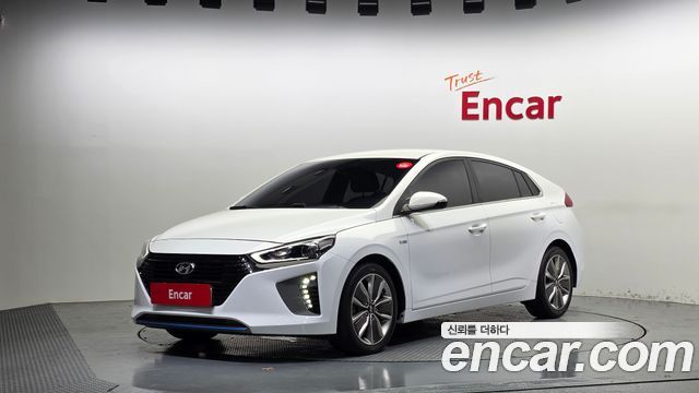 Hyundai Ioniq — exterior