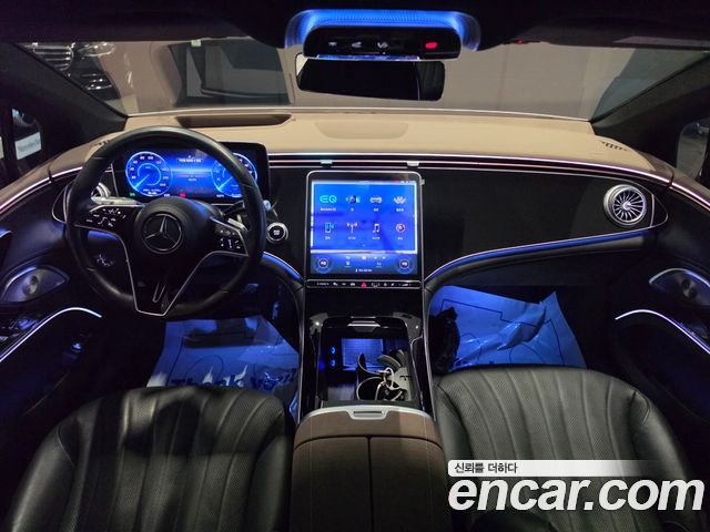 Mercedes-Benz EQS — interior