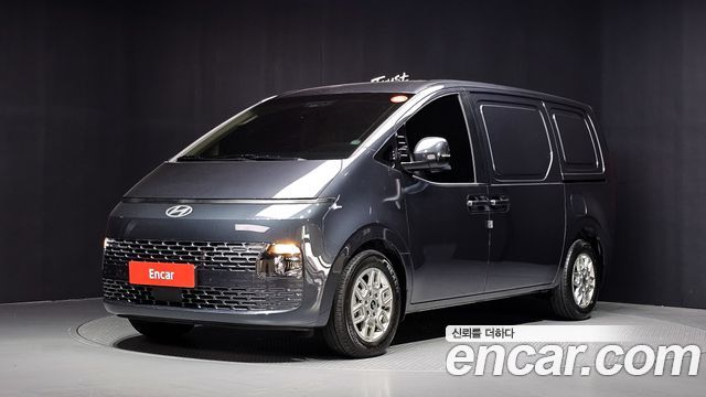 Hyundai Staria