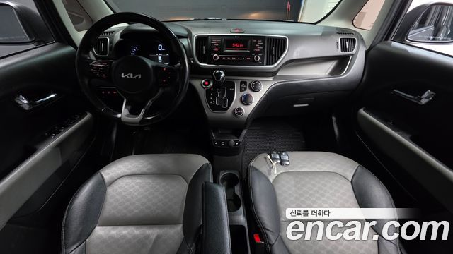 Kia Ray — interior