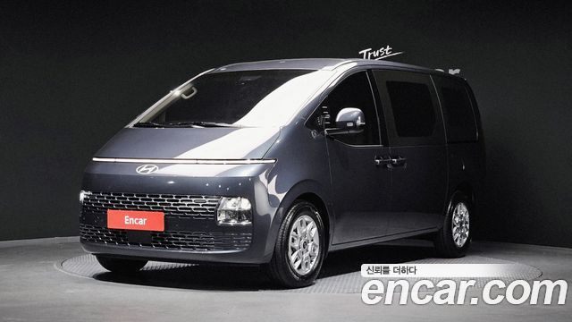 Hyundai Staria