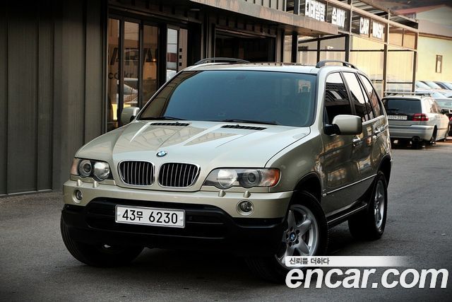 BMW X5 — exterior