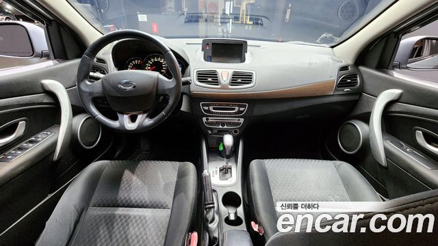 Renault Korea SM3 — interior