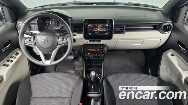 Suzuki Ignis — interior