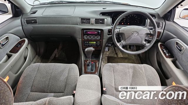 Toyota Mark 2 — interior