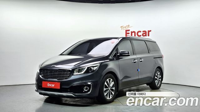 Kia Carnival — exterior