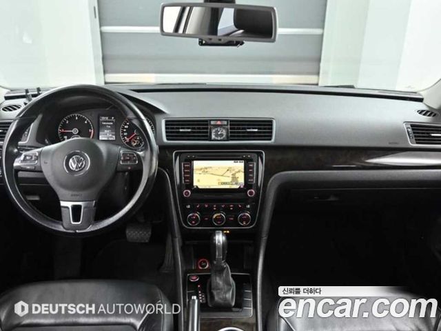 Volkswagen Passat — interior