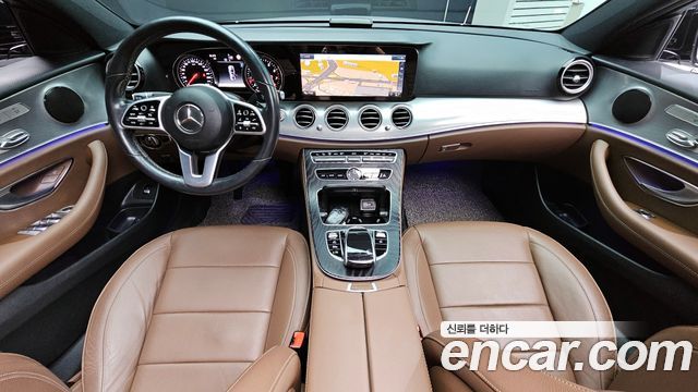 Mercedes-Benz E-Class — interior