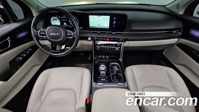 Kia Carnival — interior