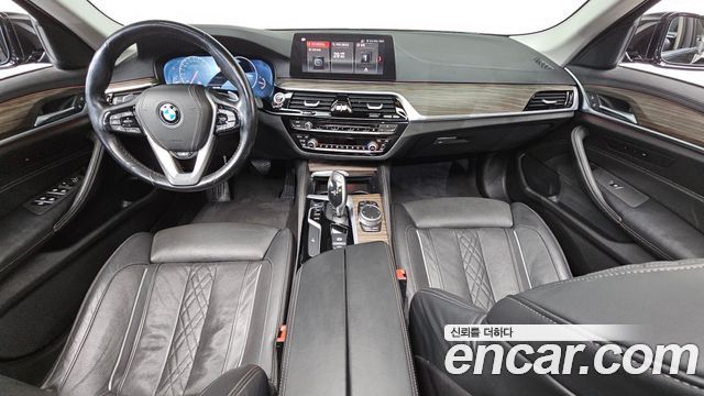 BMW 5 Series — interior