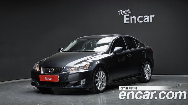Lexus IS — exterior