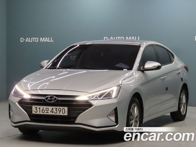 Hyundai Avante — exterior