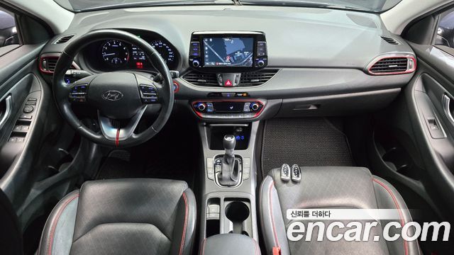 Hyundai i30 — interior