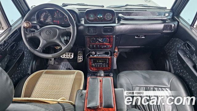 Hyundai Galloper — interior
