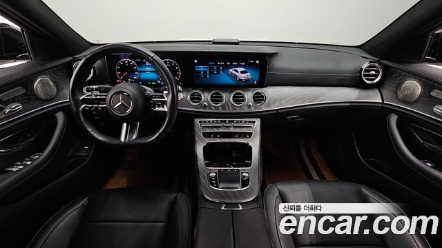Mercedes-Benz E-Class — interior