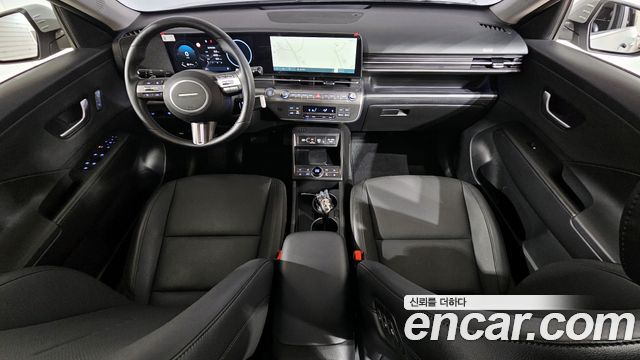 Hyundai Kona — interior