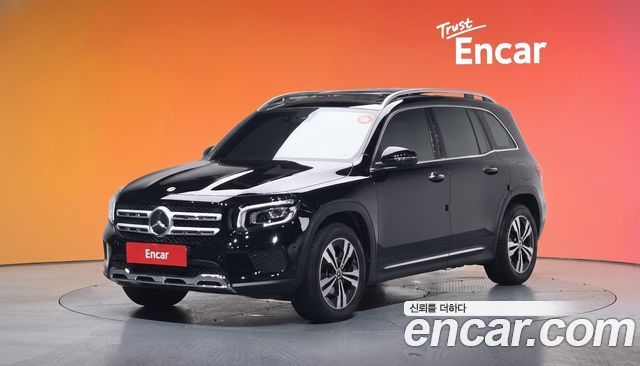 Mercedes-Benz GLB-Class — exterior