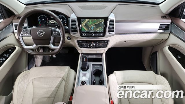KG Mobility Rexton — interior
