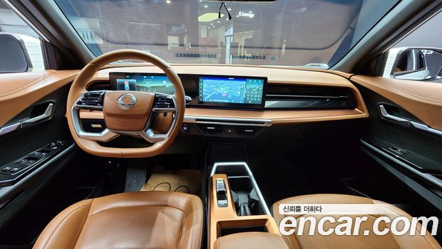 KG Mobility Torres — interior