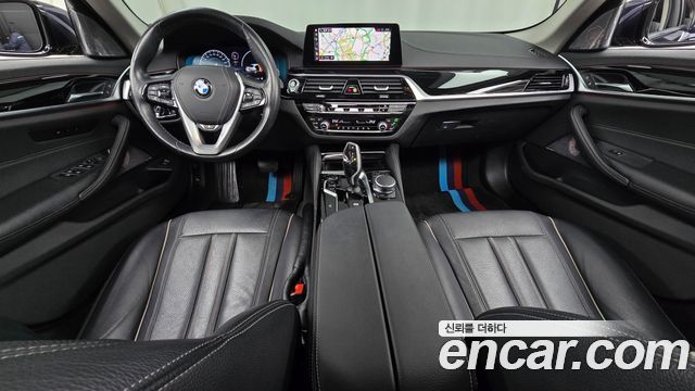 BMW 5 Series — interior