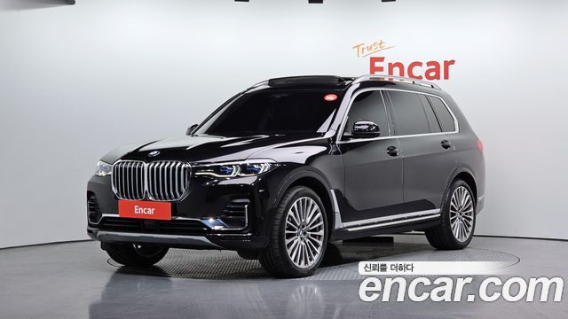 BMW X7 — exterior