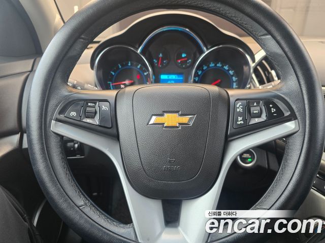 Chevrolet Korea Cruze — interior