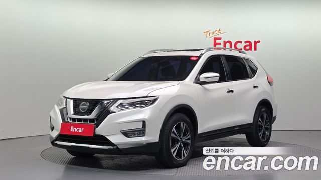 Nissan X-Trail — exterior