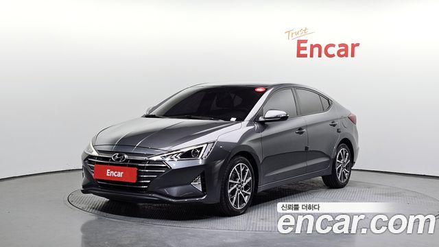 Hyundai Avante — exterior