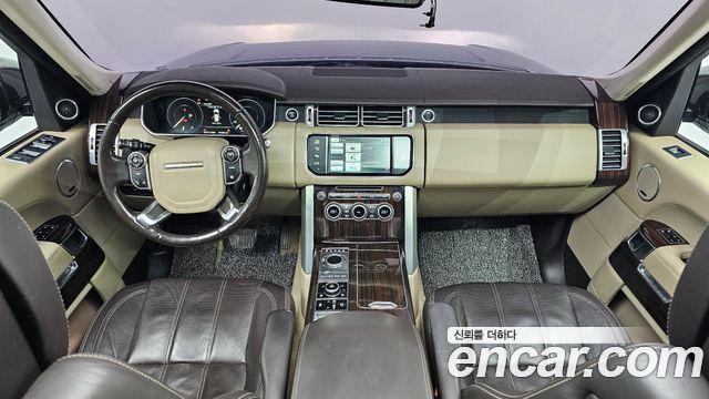 Land Rover Range Rover — interior